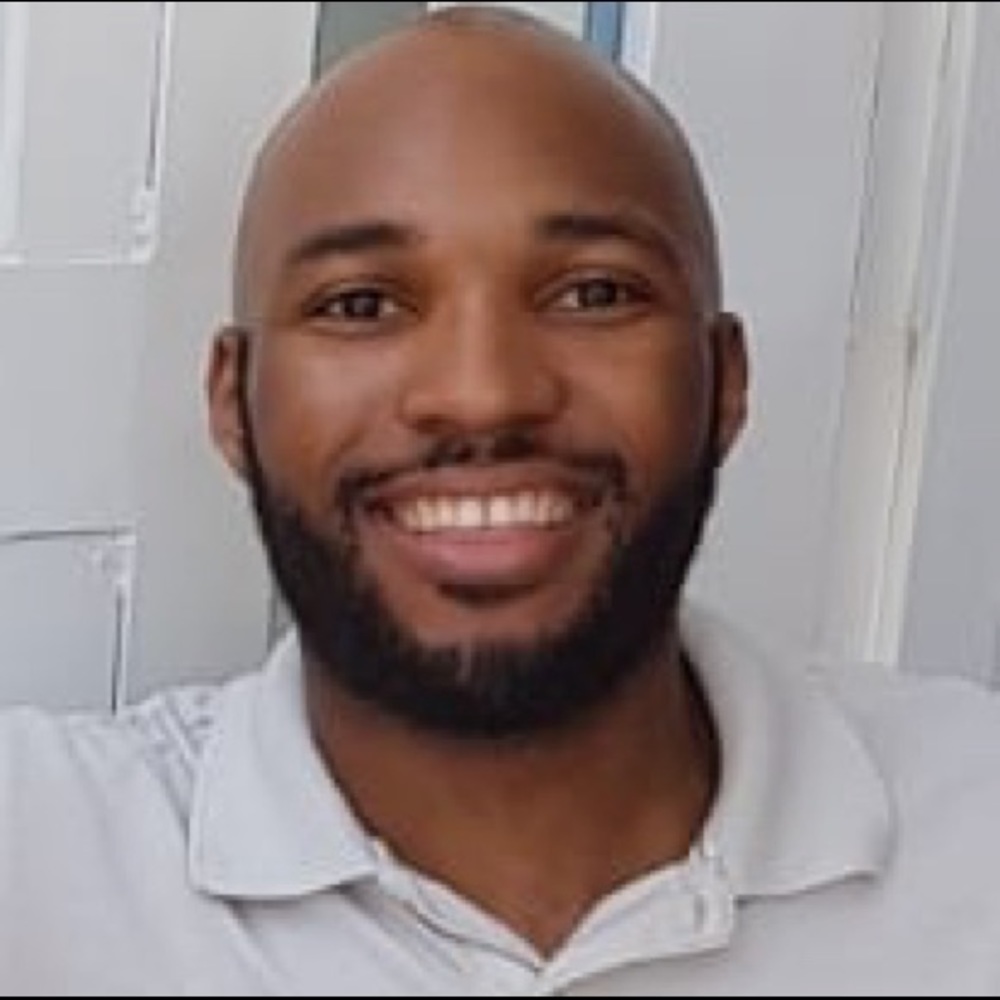 Meet your Posher, Adrian